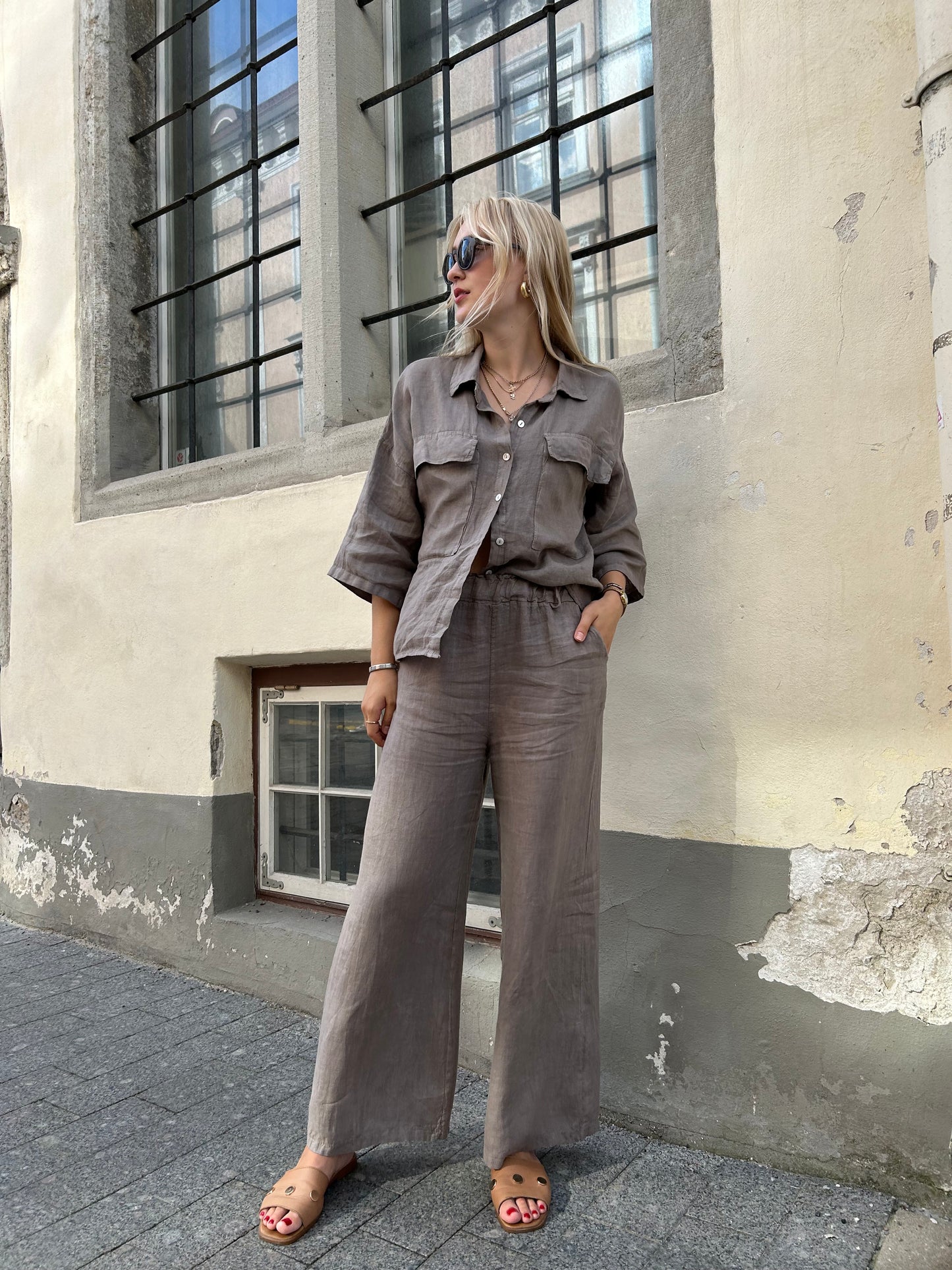 Briona -blouse, chai