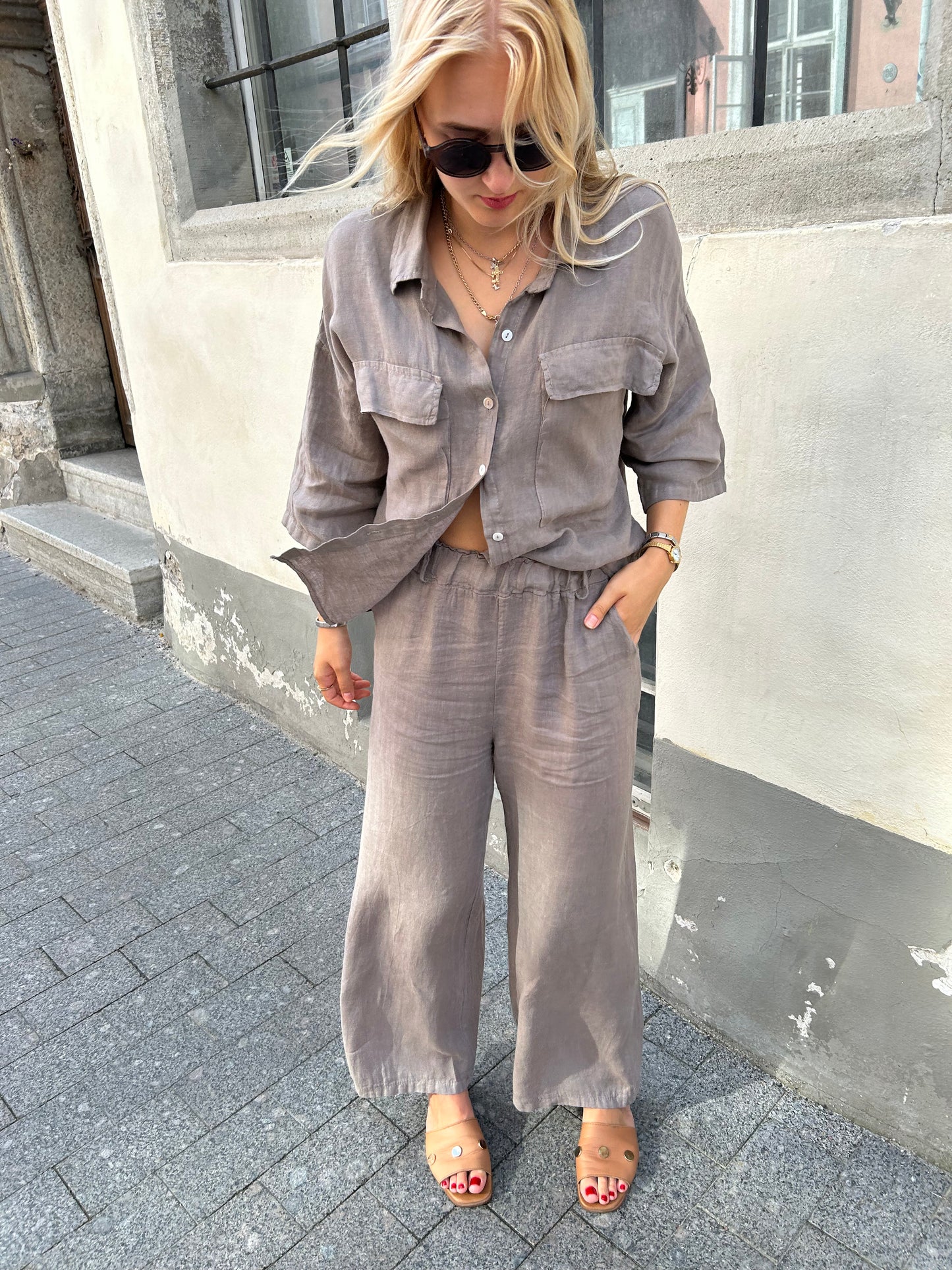 Briona -blouse, chai