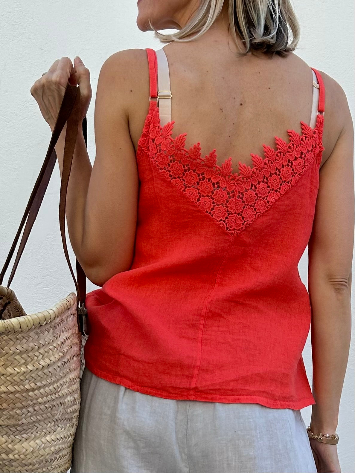 Amalthe -lace top, coral