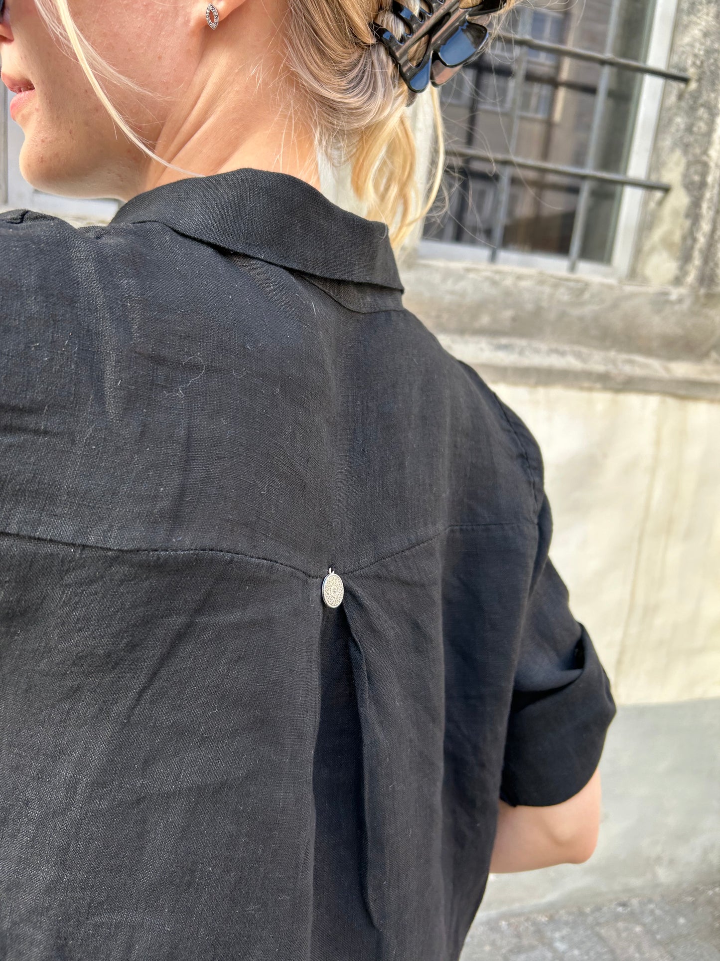 Andreana -shirt, black