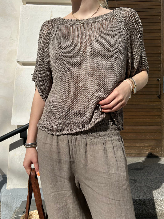 Zoe -fishnet shirt, chai